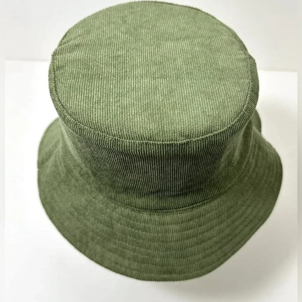 JENNI | Reversible Bucket Hat